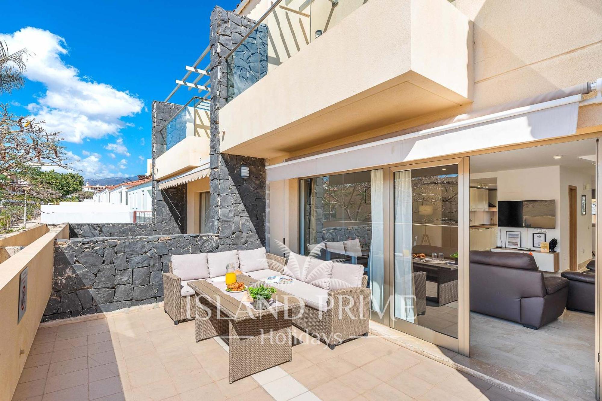 Modern Townhouse In Seaside Complex In Amarilla Golf Sbv48 Vakantiehuis